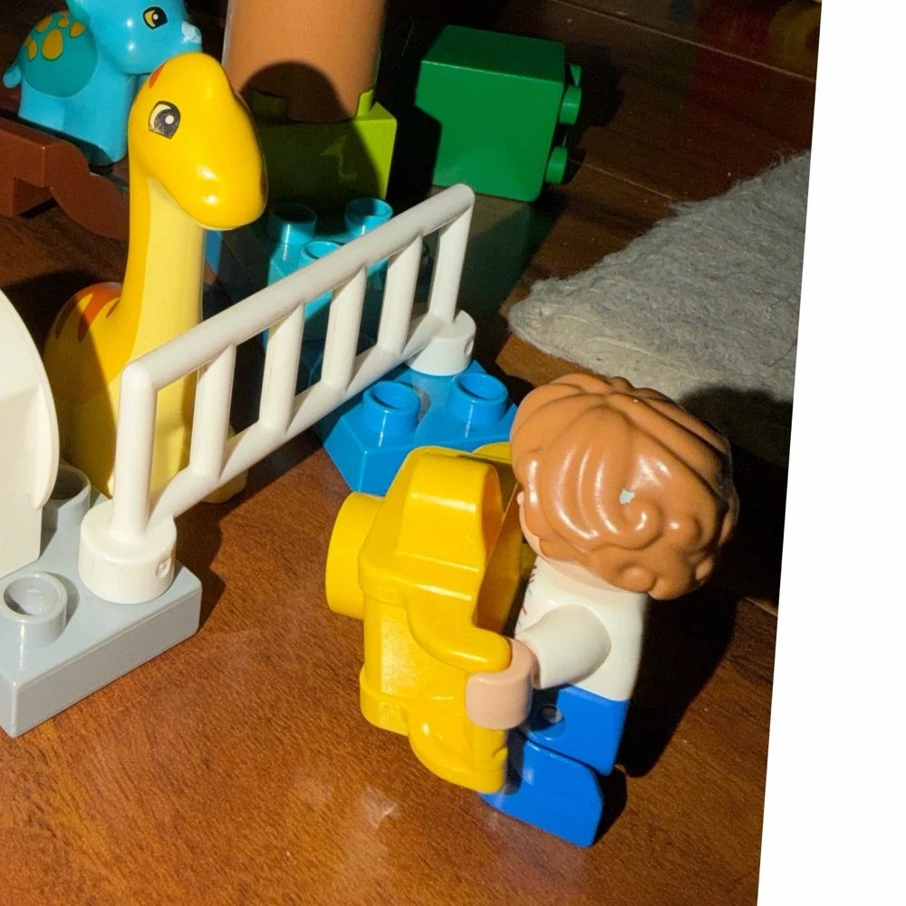 LEGO DUPLO Dinosaur Lot Jurassic Park Dinosaurs Gate Figure‎ Tree Parts